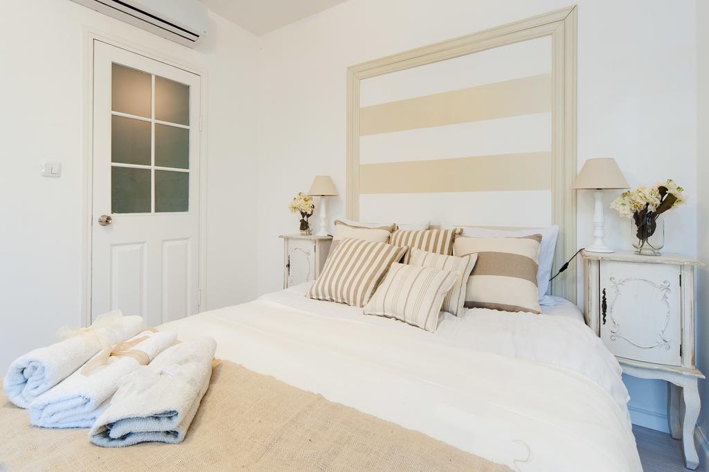 Chic 3Br Apt W Sauna & Parking On The Beach By Sea N' Rent Tel Aviv Quarto foto