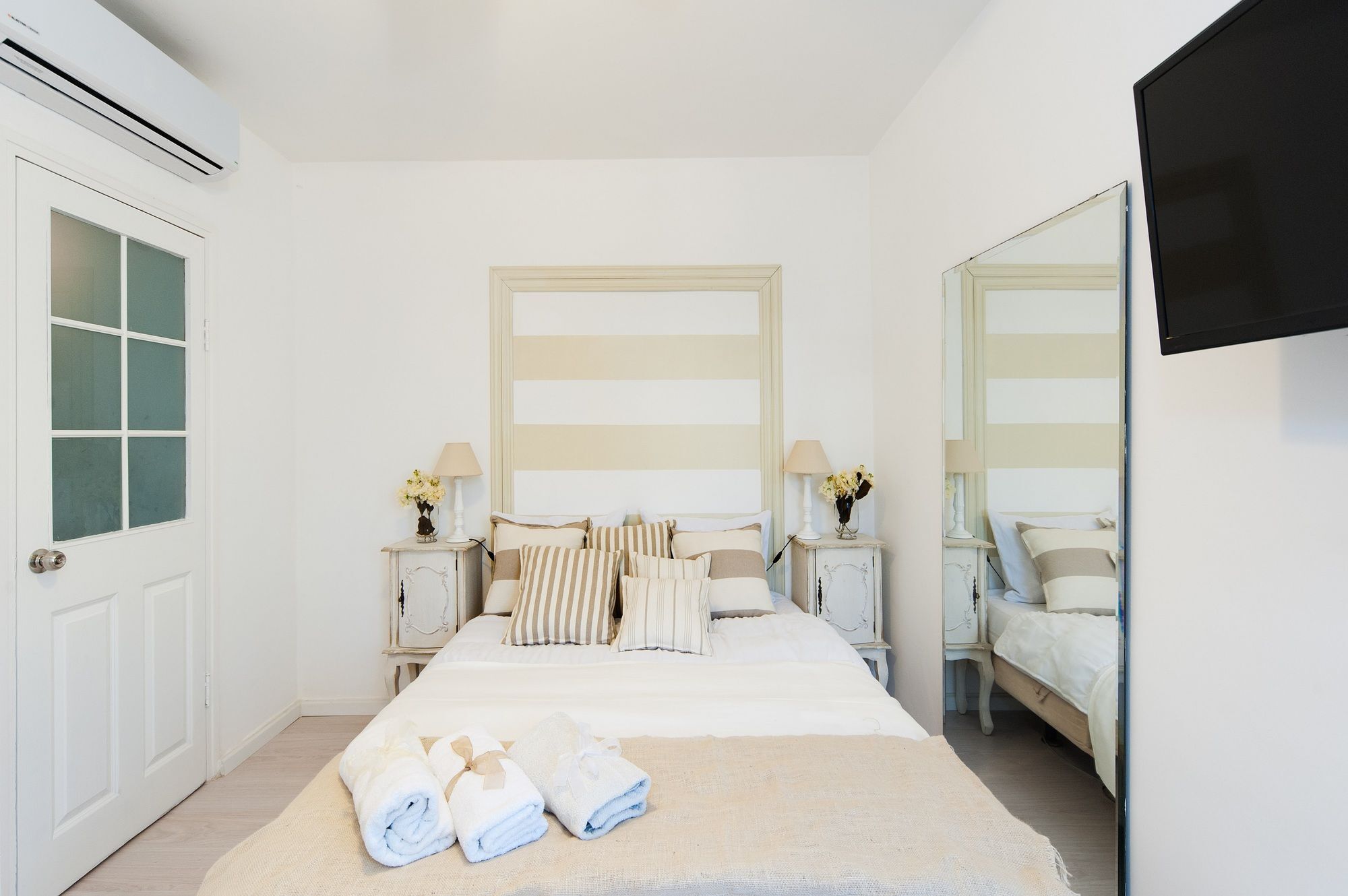 Chic 3Br Apt W Sauna & Parking On The Beach By Sea N' Rent Tel Aviv Exterior foto