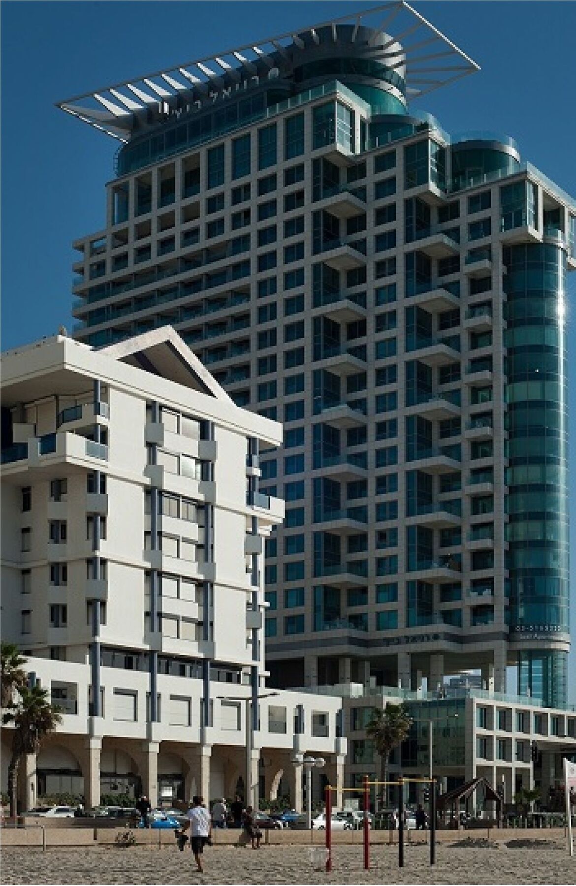 Chic 3Br Apt W Sauna & Parking On The Beach By Sea N' Rent Tel Aviv Exterior foto
